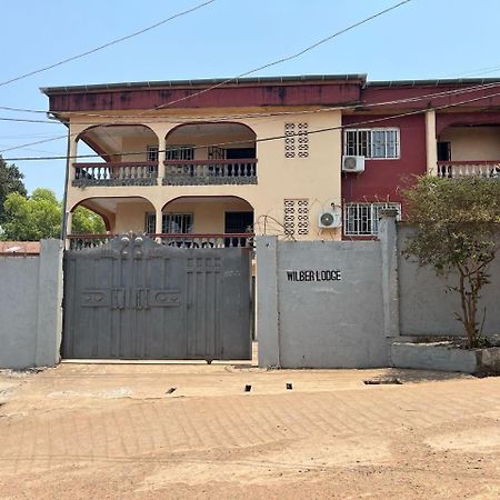 Wilber Lodge Freetown Exteriör bild
